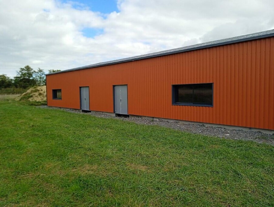 À louer – Local d’activités de 336 m² à Vierzon – Cher (18)