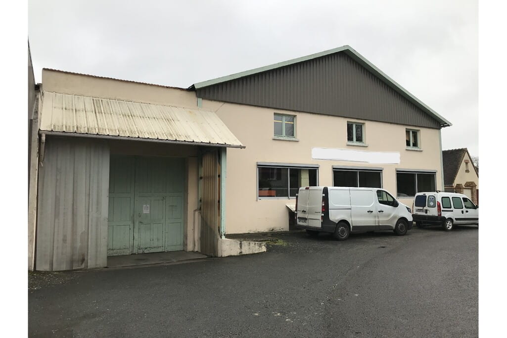 À vendre ou à louer – Local industriel de 1 700 m² à Romorantin-Lanthenay – Loir-et-Cher (41)