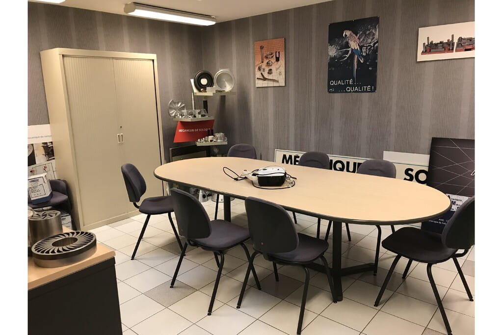 À vendre ou à louer – Local industriel de 1 700 m² à Romorantin-Lanthenay – Loir-et-Cher (41)