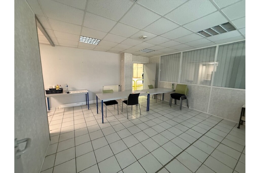 À vendre – Site industriel de 4 955 m² à Dreux – Eure-et-Loir (28)