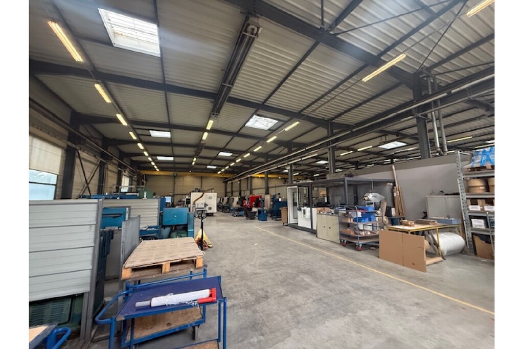 À vendre – Site industriel de 4 955 m² à Dreux – Eure-et-Loir (28)