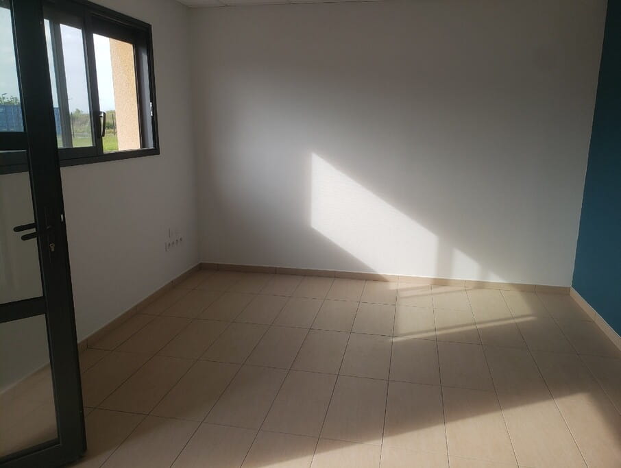 À louer – Local d’activités de 138 m² à Méreau – Cher (18)