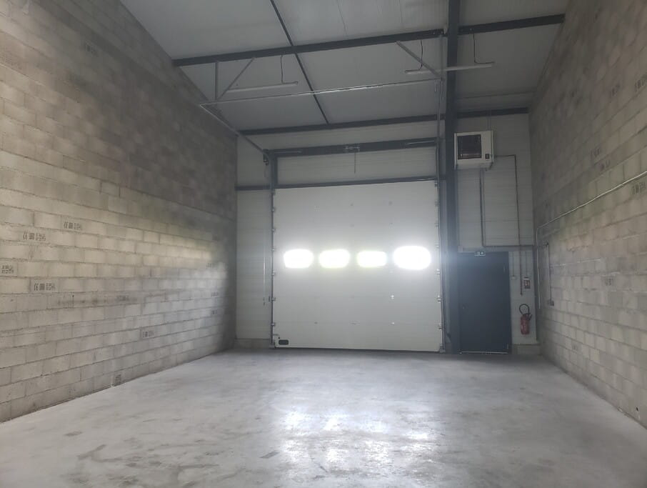 À louer – Local d’activités de 138 m² à Méreau – Cher (18)