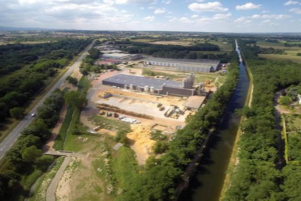 35 ha de terrains industriels à vendre – Entre Lyon et Clermont-Ferrand/Loire