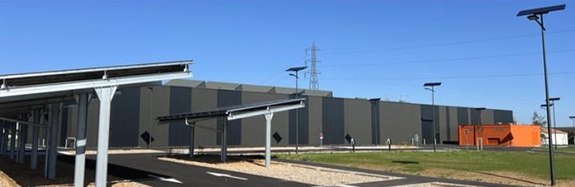 À louer – Bâtiment industriel de 4 913 m² dans le parc d’activités des temps mordernes Futoroscope à Chasseneuil-du-Poitou – Vienne (86)