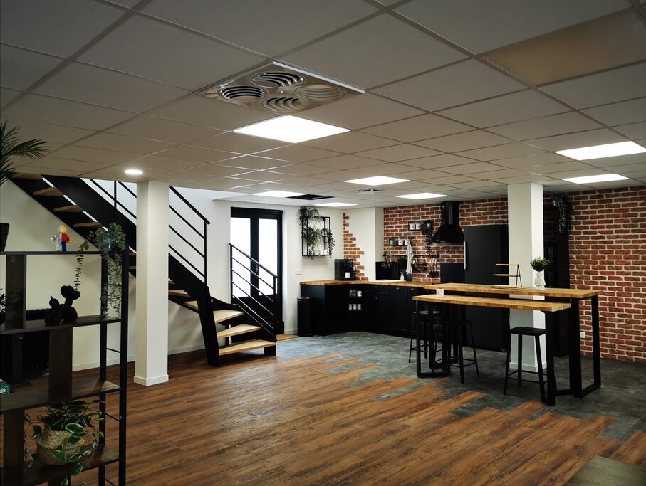 À louer – Espace de coworking et bureaux privés de 11 à 45 m² à Tours – Indre-et-Loire (37)