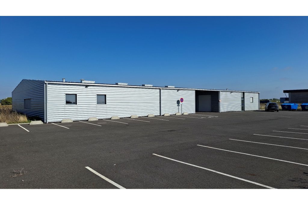 À vendre – Local d’activités de 1 000 m² à Issoudun – Indre (36)