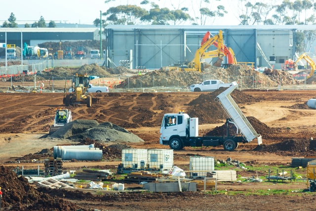 Se lancer dans la construction d’un bâtiment industriel en 4 étapes