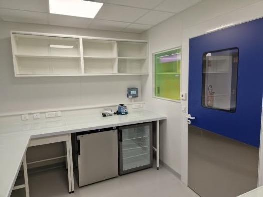 À louer – 300 m² de laboratoires avec box privatifs de 10 m² au sein de Protopia à Evry-Courcouronnes – Essonne (91)