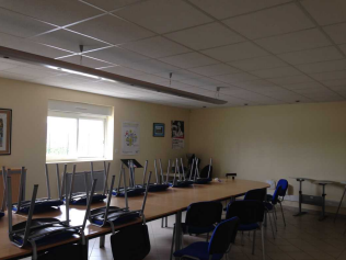 À louer / À vendre – locaux industriels non divisibles de 1 561 m² à Saint-Quentin