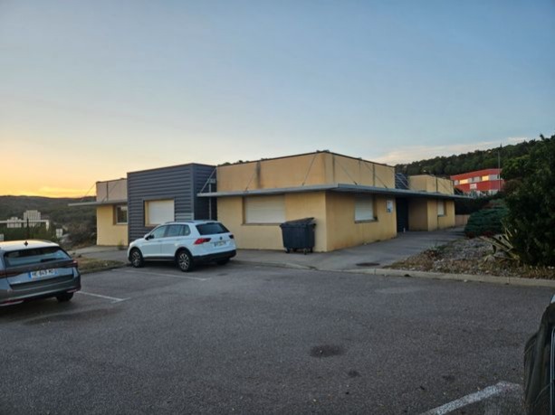 À louer – Ateliers de 100 m² en Hôtel d’entreprises à Narbonne – Aude (11)