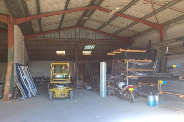 À louer – Bâtiment agroalimentaire de 1 005 m² avec Chambre Froide à Perpignan