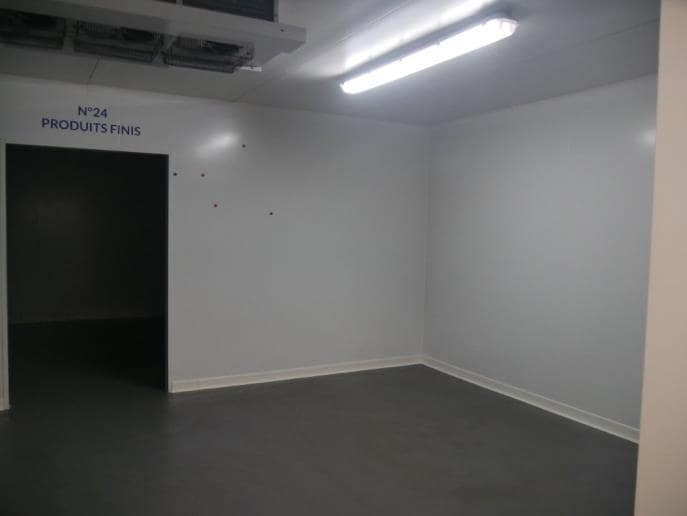 À Louer – Bâtiment Agroalimentaire de 2 450 m² à L&rsquo;Isle-sur-la-Sorgue –  Vaucluse (84)