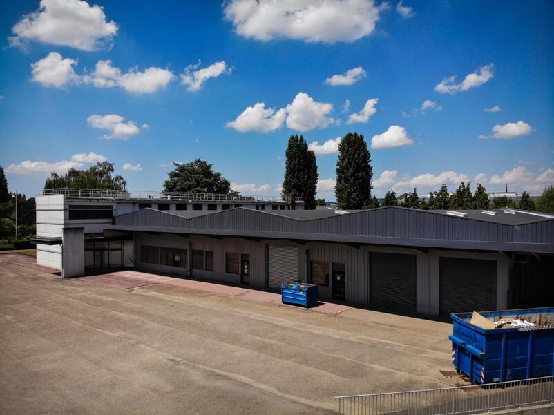À louer – Bâtiment Industriel de 4 200 m² à proximité de Rouen – Seine-Maritime (76)