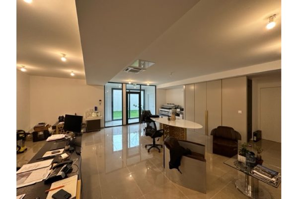 À louer – Bureau de 105 m² à Chartres- Eure-et-Loir (28)
