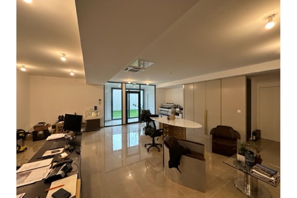 À louer – Bureau de 105 m² à Chartres- Eure-et-Loir (28)