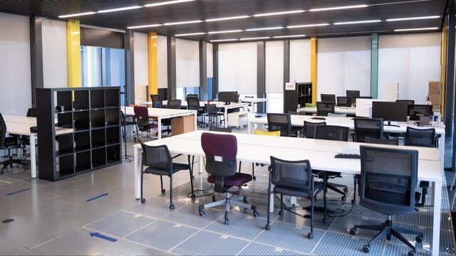 À louer – Bureaux au sein de l’espace de coworking La Nave à Madrid – Espagne