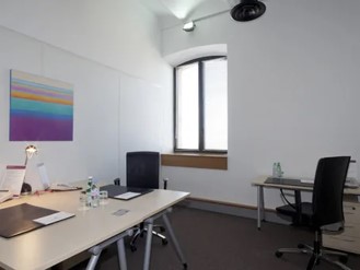 À louer – Bureaux dans un espace de coworking dans le parc d’activités Euroméditerranée – 2e arrondissement de Marseille (13)