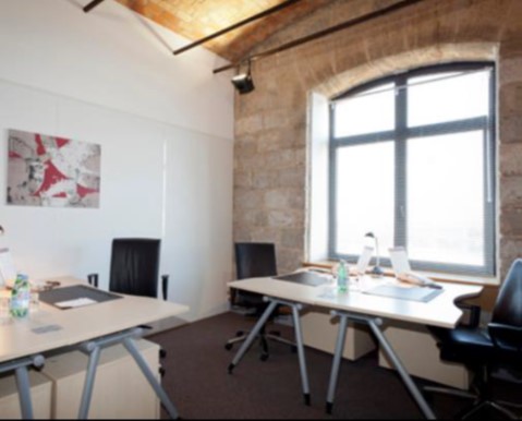 À louer – Bureaux dans un espace de coworking dans le parc d’activités Euroméditerranée – 2e arrondissement de Marseille (13)