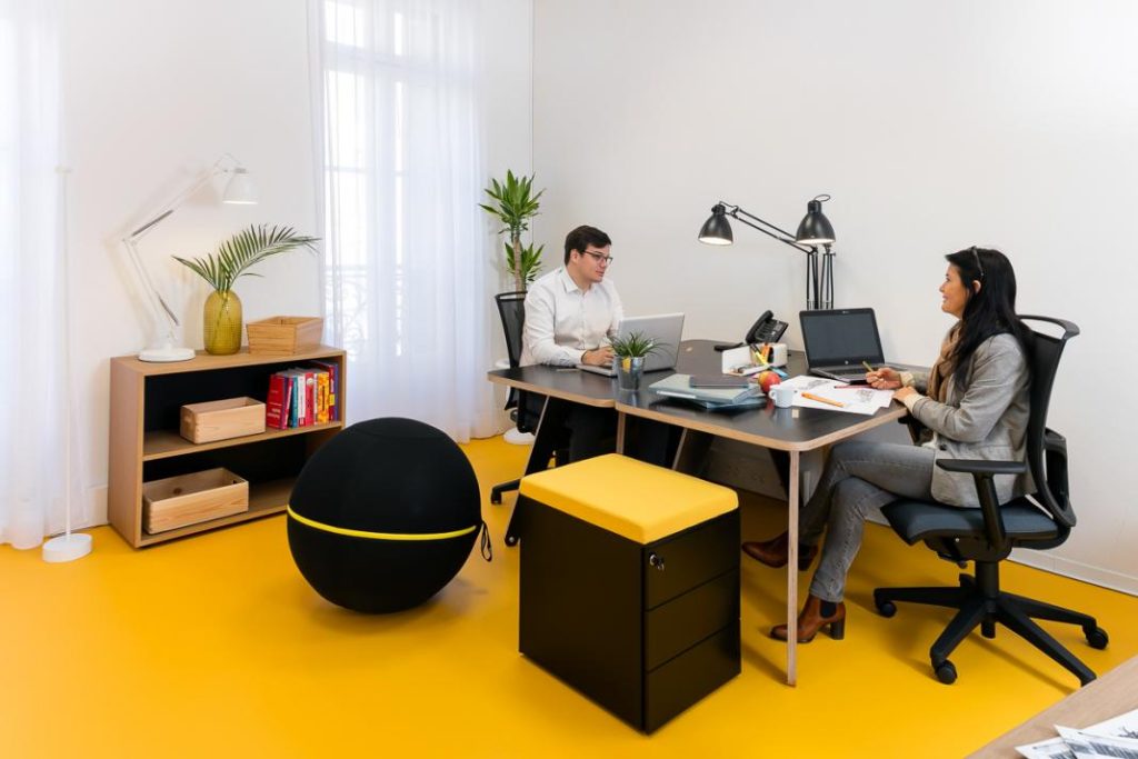 À louer – Bureaux dans un espace de coworking dans le Quartier des Affaires de la Joliette – 2e arrondissement de Marseille