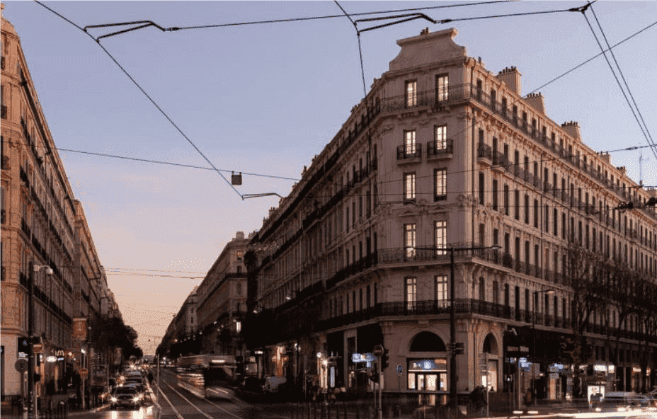 À louer – Bureaux dans un espace de coworking dans le Quartier des Affaires de la Joliette – 2e arrondissement de Marseille