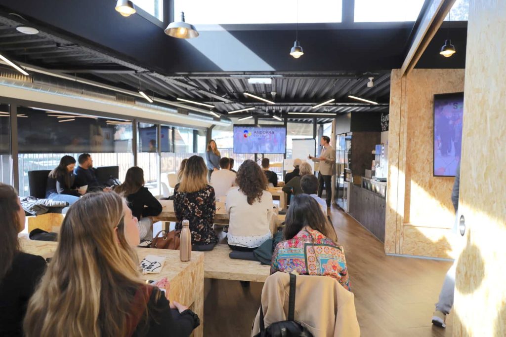 À louer – Bureaux dans un Espace de Coworking de 1 000 m² à Andorre