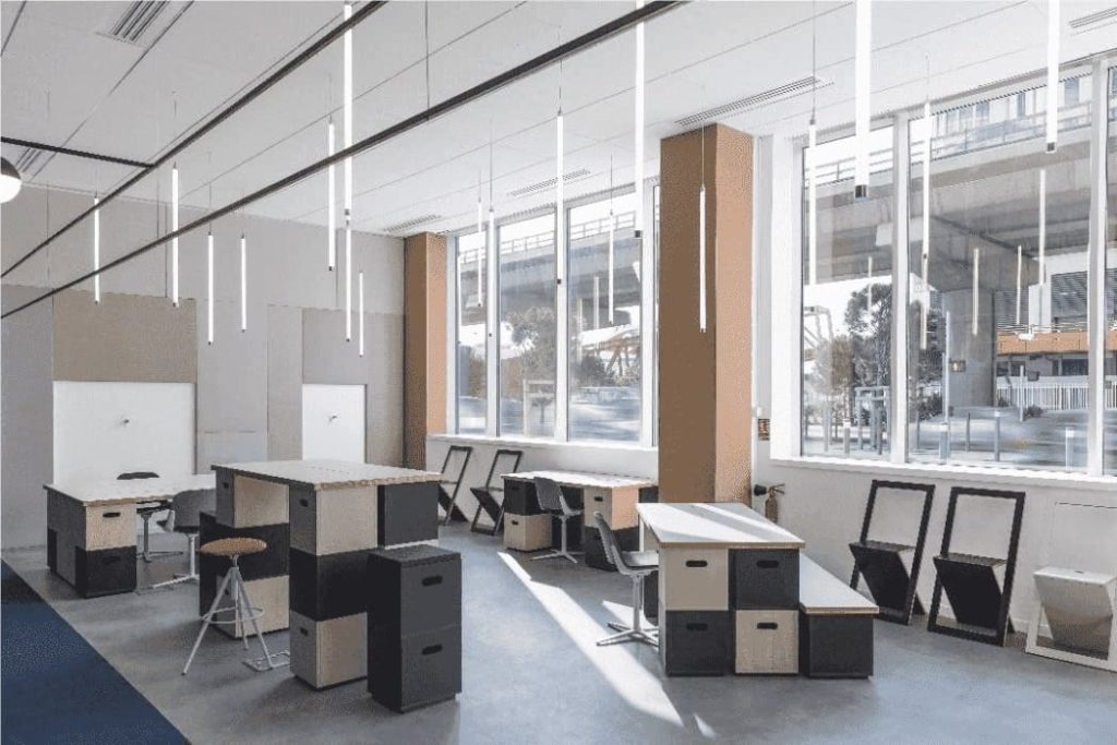 À louer – Bureaux dans un espace de coworking de 2 300 m² du Quartiers Central des Affaires Euroméditerranée – 2e arrondissement de Marseille