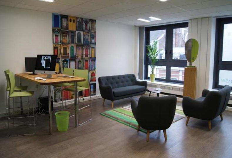 À louer – Bureaux dans un espace de coworking du Quartiers Central des Affaires Euroméditerranée – 1er arrondissement de Marseille