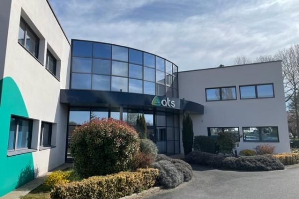 À Louer – Bureaux de 1 200 m² divisibles à Écuisses –  Saône-et-Loire (71)