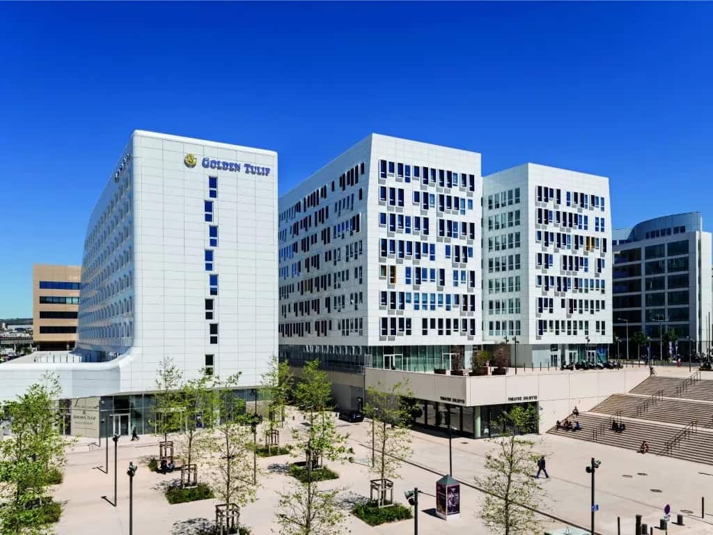 À louer – Bureaux de 100 m² à 200 m² dans le quartier Euroméditerranée de Marseille 1er arrondissement – Bouches-du-Rhône (13)