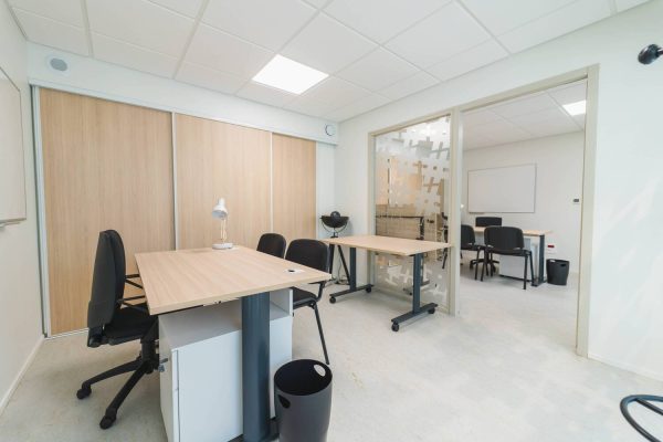 À louer – Bureaux de 12 à 28 m² en hôtel d’entreprise dans le centre-ville de Poitiers – Vienne (86)