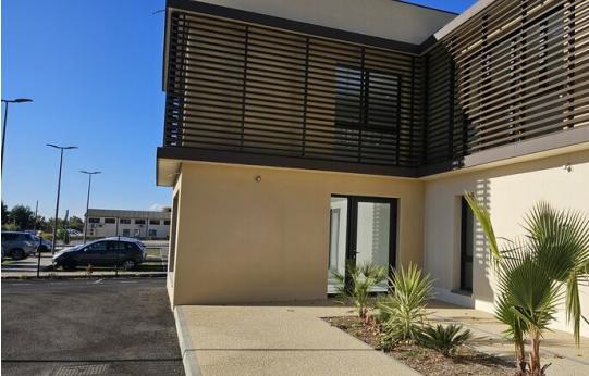 À louer – Bureaux de 140 m² dans la zone d’activités Terradou à Carpentras – Vaucluse (84)