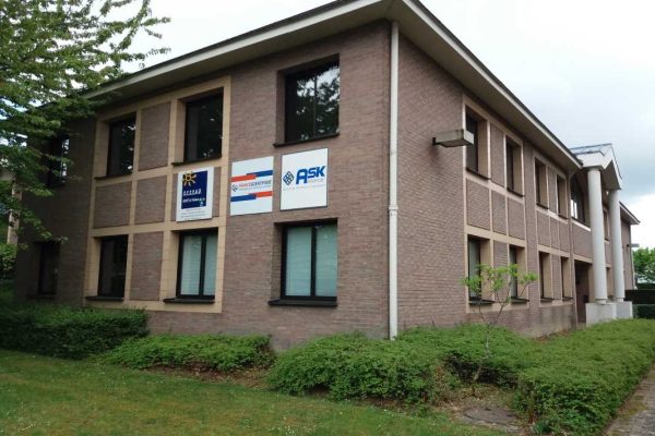 À louer – bureaux de 146 m² à Voisins-le-Bretonneux