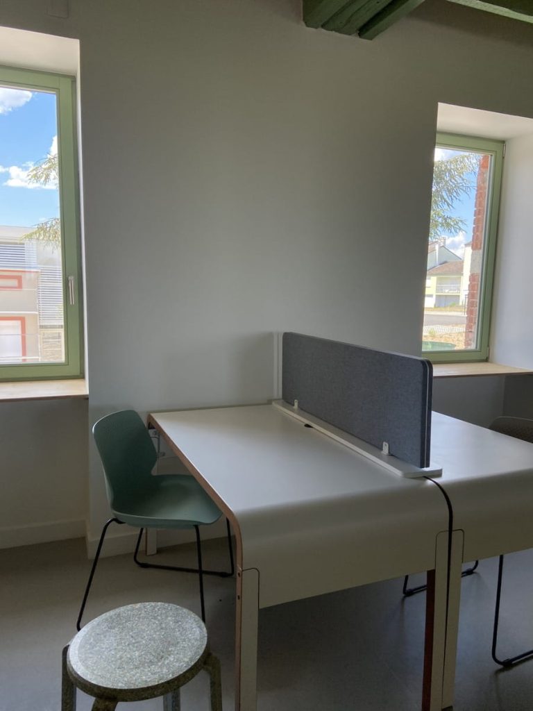 À louer – Bureaux de 15 à 55 m² dans un espace de coworking à Sanvignes-les-Mines – Saône-et-Loire (71)