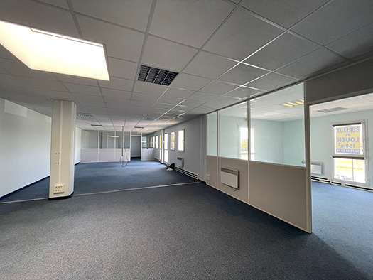 À louer – Bureaux de 152 m² dans le Parc d’Affaires Technosite à Calais – Pas-de-Calais (62)