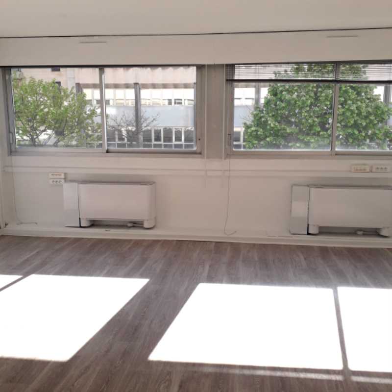 À louer – Bureaux de 167 m² dans le Quartier de la Joliette – 2e arrondissement de Marseille