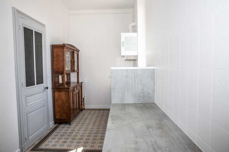 À louer : bureaux de 246 m² à Béziers (34)