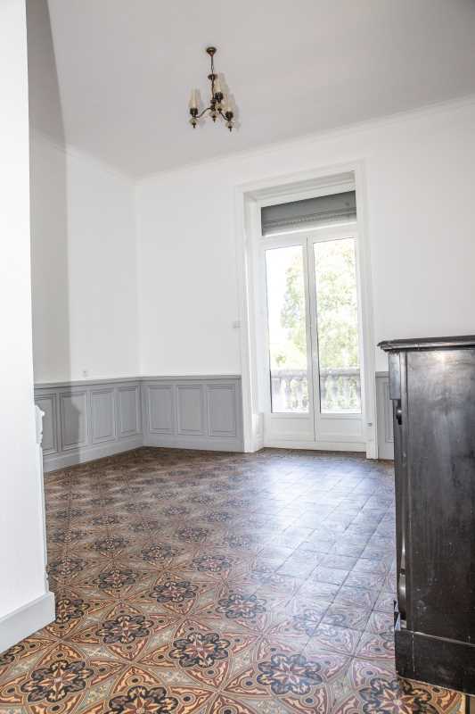 À louer : bureaux de 246 m² à Béziers (34)