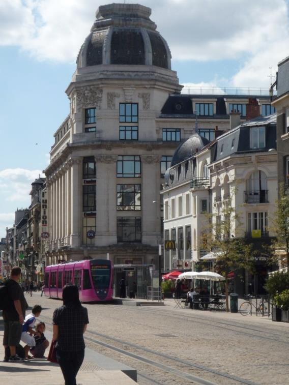 À louer – Bureaux de 250 à 1 245 m² dans le centre-ville de Reims – Marne (51)