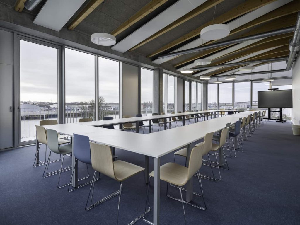 À louer – Bureaux de 27 à 264 m² dédiés aux filières maritime et nautique, et au manufacturing à Nantes – Pays de la Loire