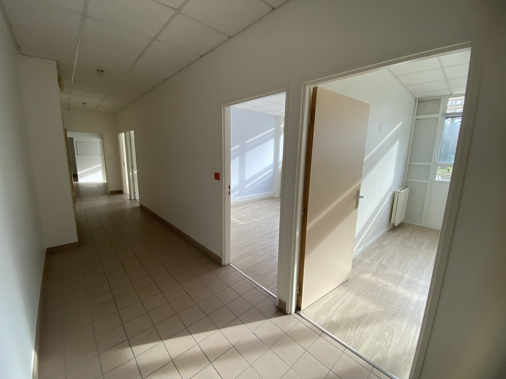 À louer – Bureaux de 49 à 125 m² en hôtel d’entreprises à Nantes – Pays de la Loire (44)