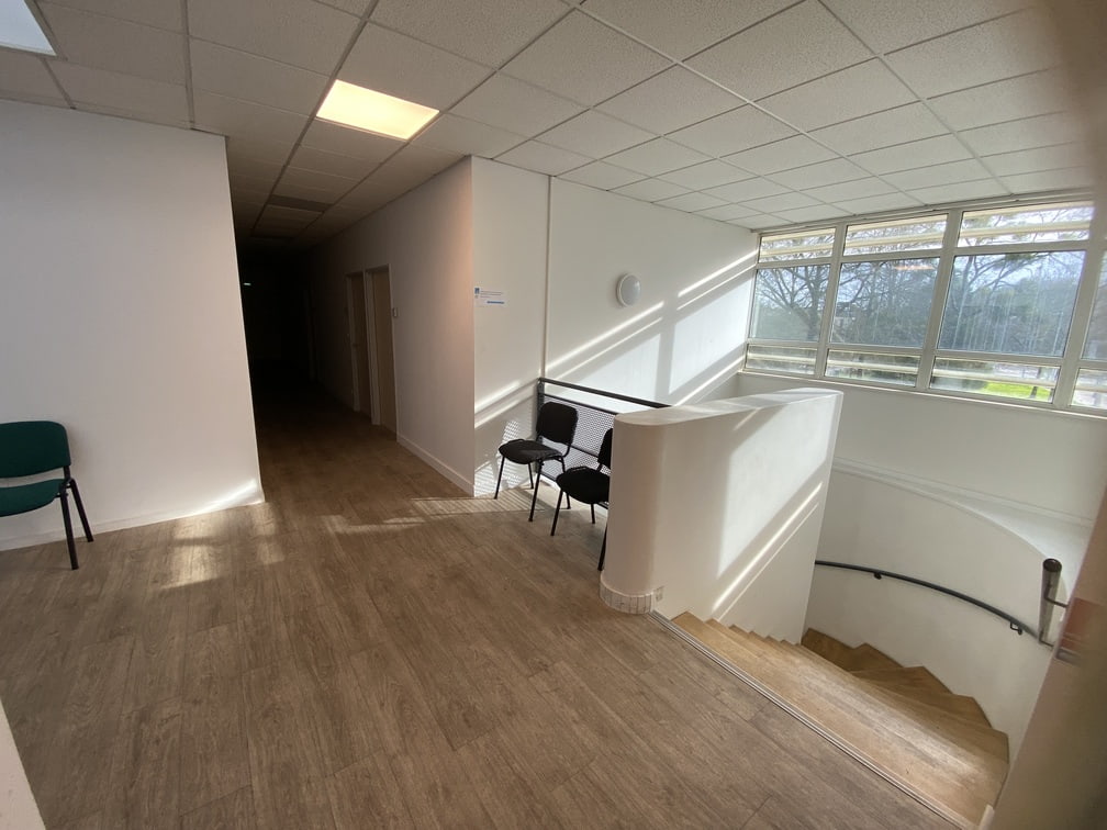 À louer – Bureaux de 49 à 125 m² en hôtel d’entreprises à Nantes – Pays de la Loire (44)