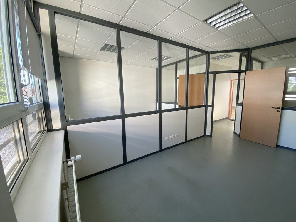 À louer – Bureaux de 49 à 125 m² en hôtel d’entreprises à Nantes – Pays de la Loire (44)