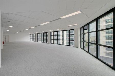 À louer – Bureaux de 638 à 1 055 m² à Clichy – Hauts-de-Seine (92)