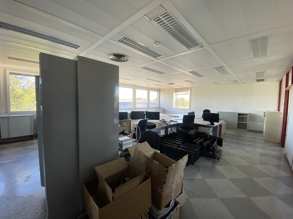 À louer – Bureaux de 815 m² à Champs-sur-Yonne à proximité d&rsquo;Auxerre (89)