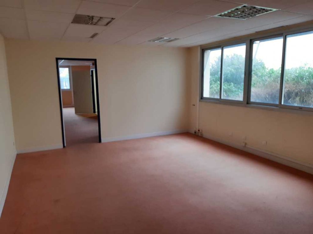 À louer – bureaux divisibles de 120 m² à 780 m² à Montreuil