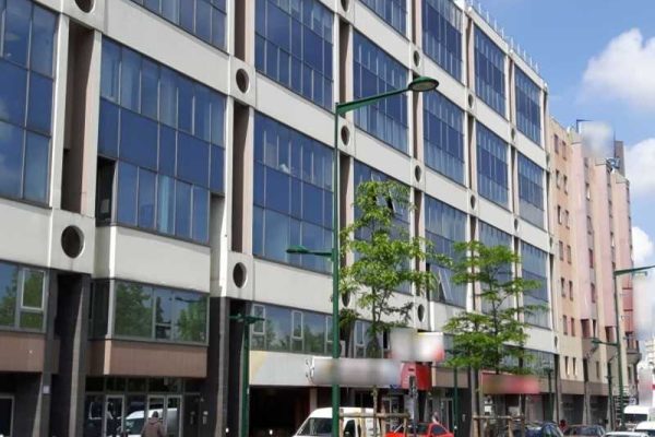 À louer – bureaux divisibles de 132 m² à 2 734 m² à Epinay-sur-Seine à proximité de Paris (93)