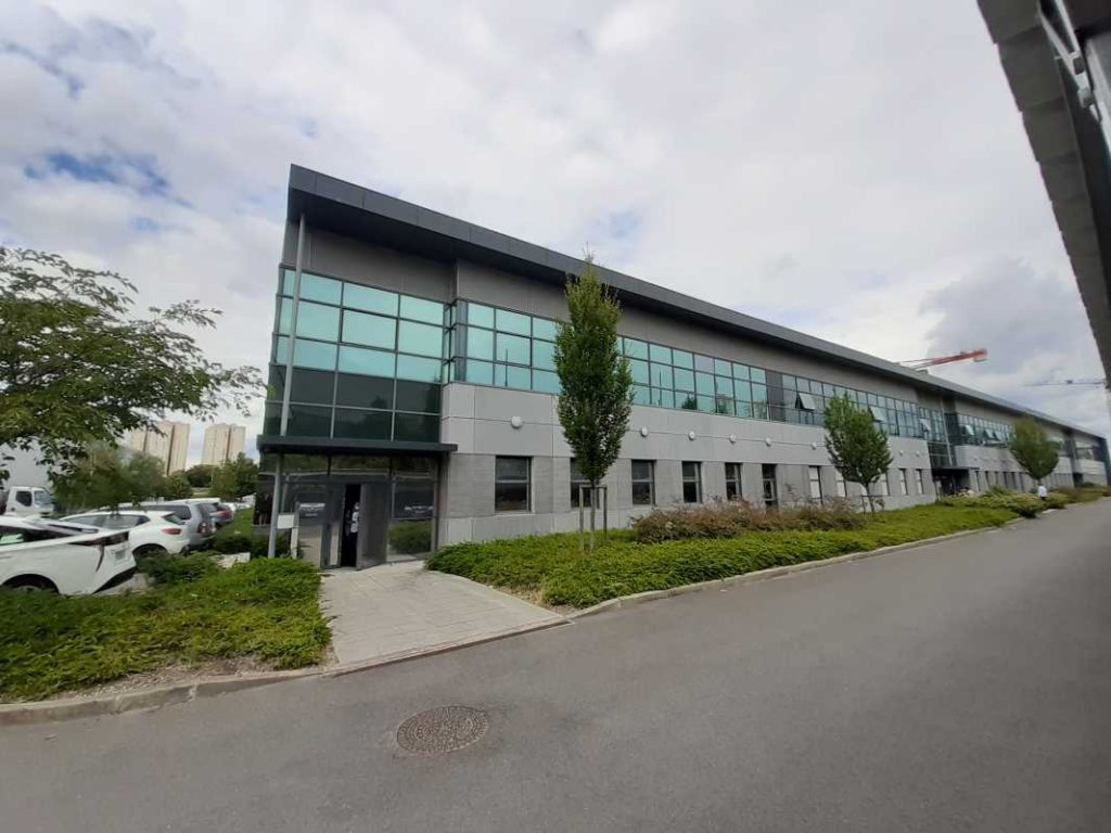 À louer – bureaux divisibles de 210 m² à 435 m² à Noisy-le-Sec à proximité de Paris (93)