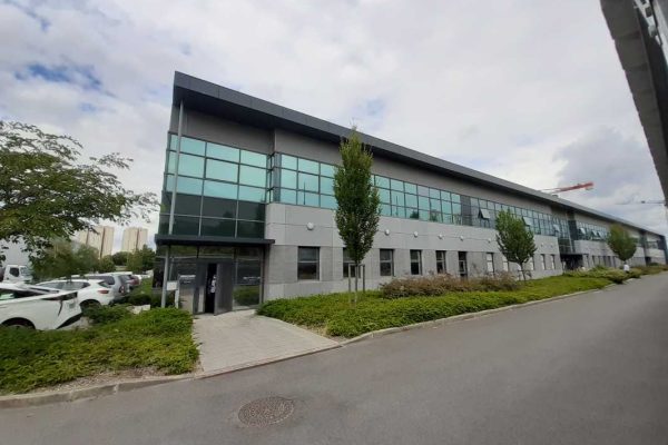 À louer – bureaux divisibles de 210 m² à 435 m² à Noisy-le-Sec à proximité de Paris (93)