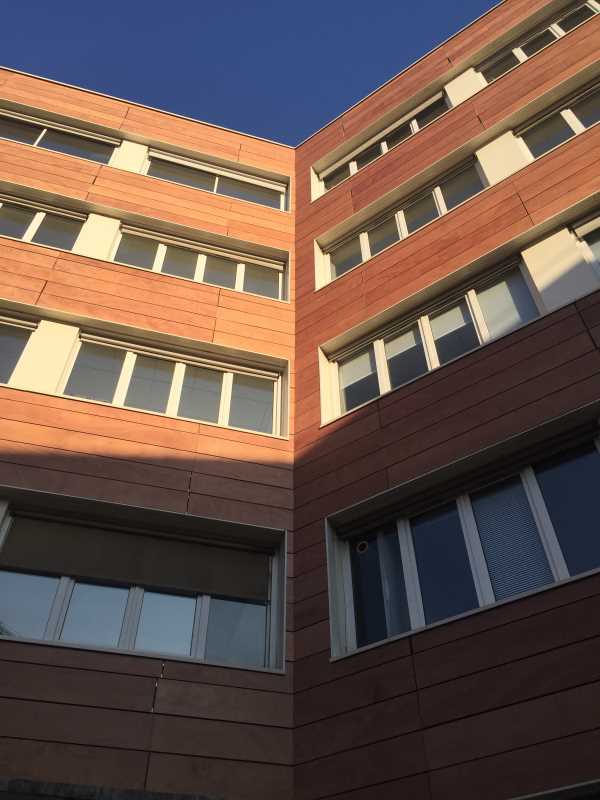 À louer – bureaux divisibles de 232 m² à 1 454 m² à Saint-Denis